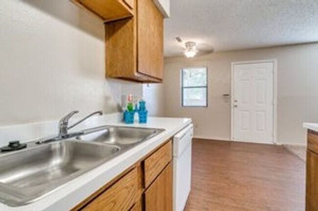 Building Photo - 355 48th Ave NW