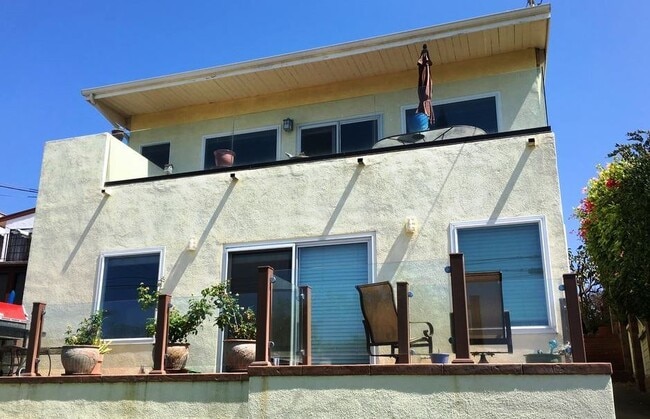 Ocean view decks - 7103 Rindge Ave