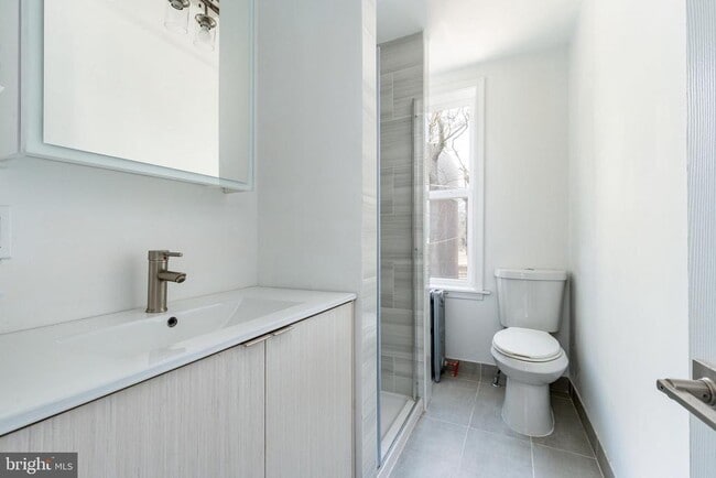 Building Photo - 2143 N Palethorp St