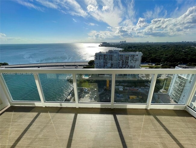 Building Photo - 2451 Brickell Ave