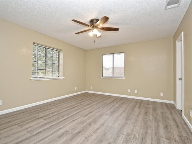Building Photo - 610 Bristlewood Cove