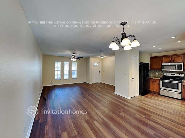 Building Photo - 8 Caswell Dr