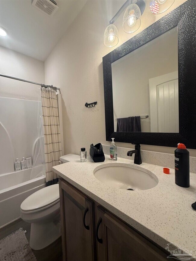 Building Photo - 5511 Micanopy Dr