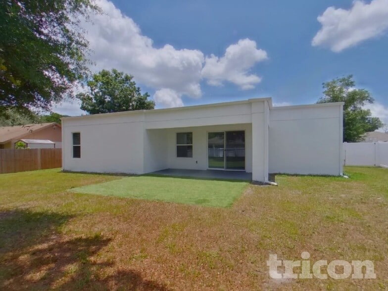 Building Photo - 2990 Galaxy St