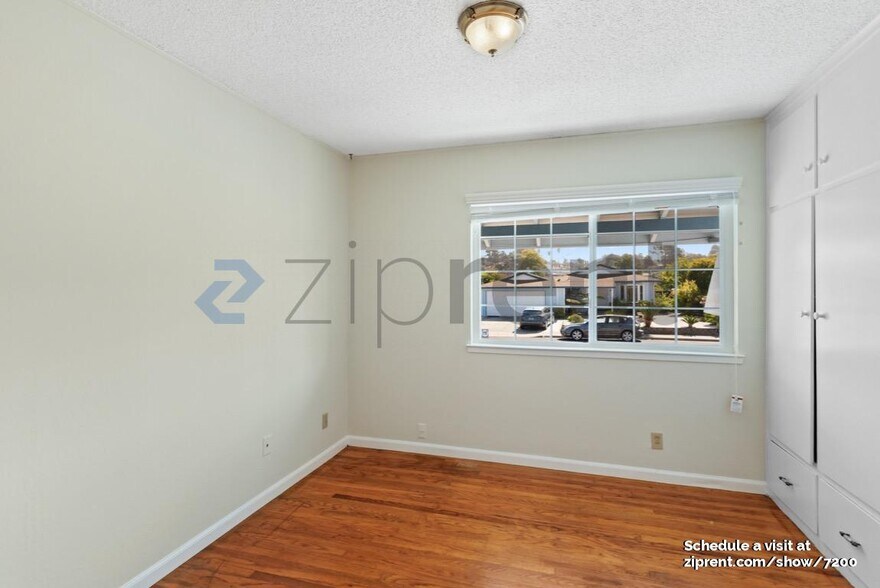 Building Photo - 2809 Sargent Ave