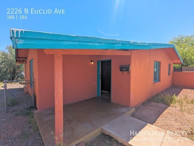 Building Photo - 2226 N Euclid Ave