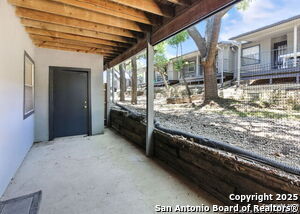 Building Photo - 661 Floral Cir