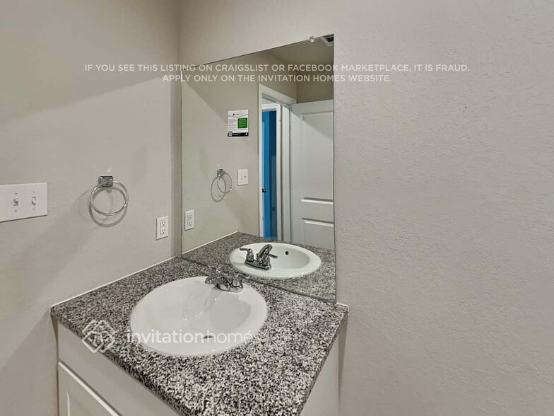 Building Photo - 3322 Carducci Dr