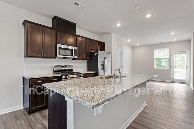 Building Photo - 328 Hemley Trl