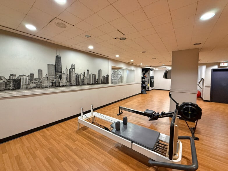 Building Photo - 211 E Ohio St