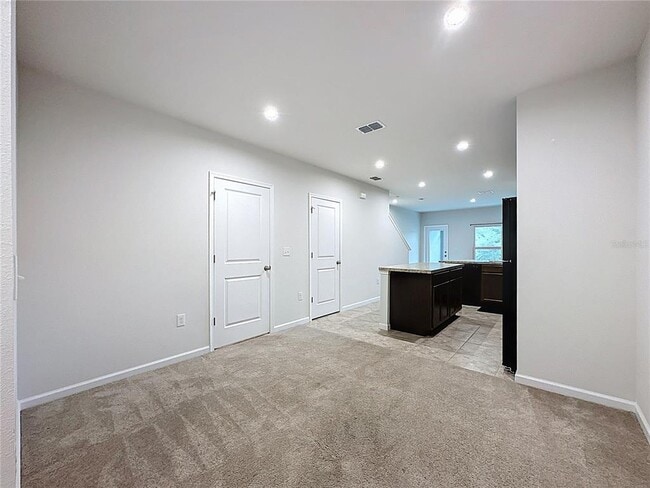 Building Photo - 409 Sedgewick Dr