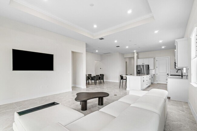 Building Photo - 12325 Frontline Ln