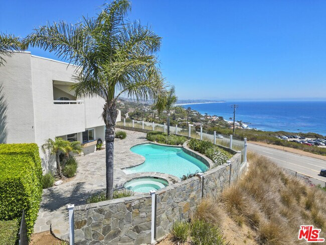 Primary Photo - 32215 Pacific Coast Hwy