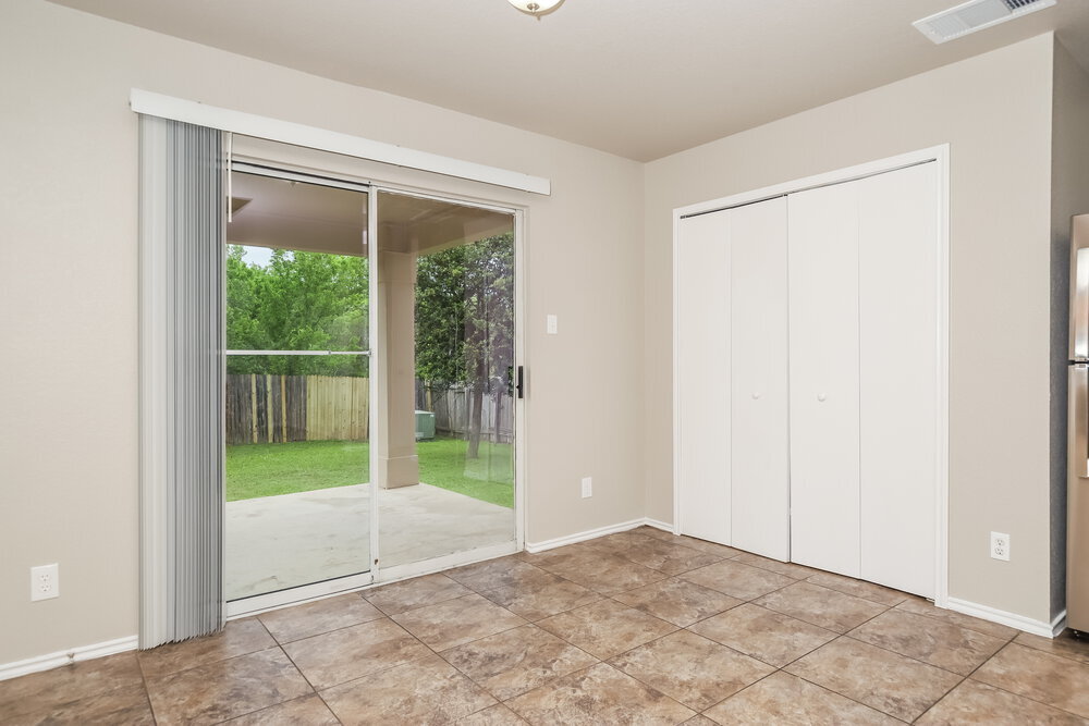 Building Photo - 7858 Hedrick Farm