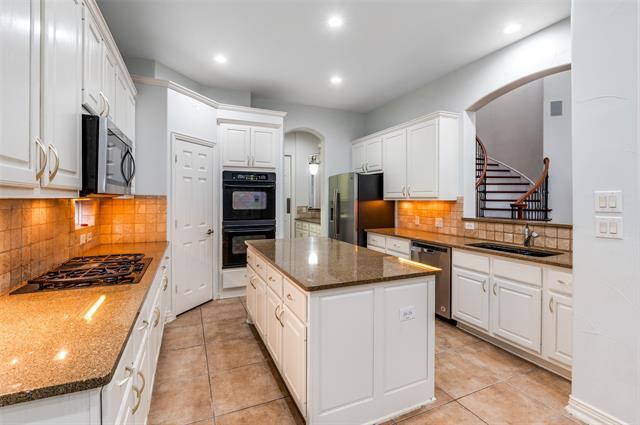 Building Photo - 1991 Sandy Creek Dr