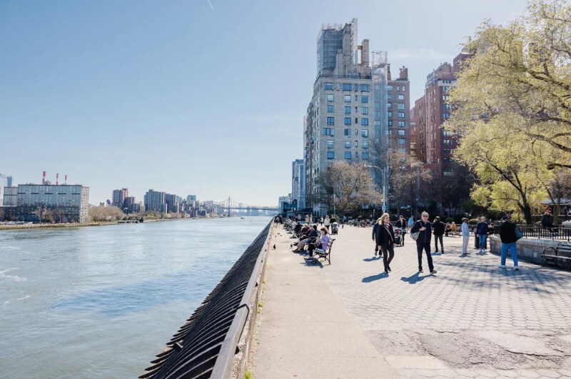 Building Photo - 85 East End Ave