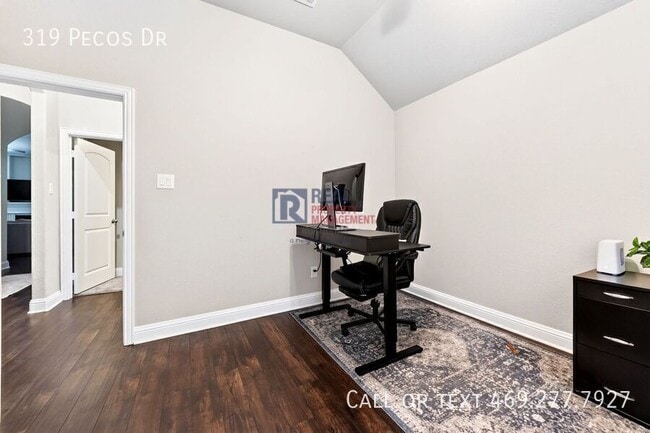 Building Photo - 319 Pecos Dr