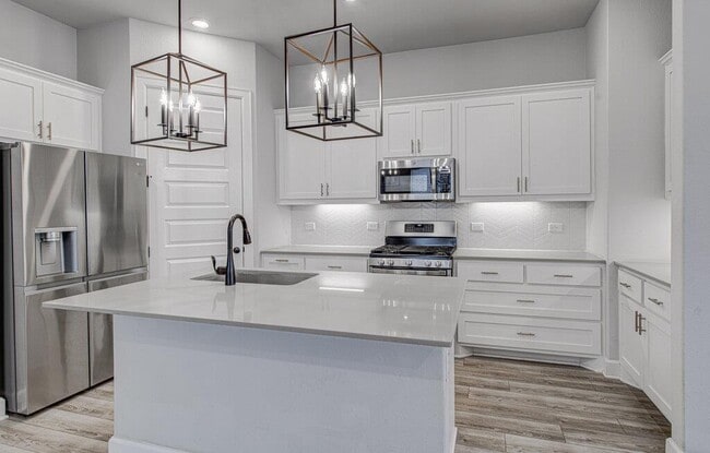 Building Photo - 2903 Sebring Cir