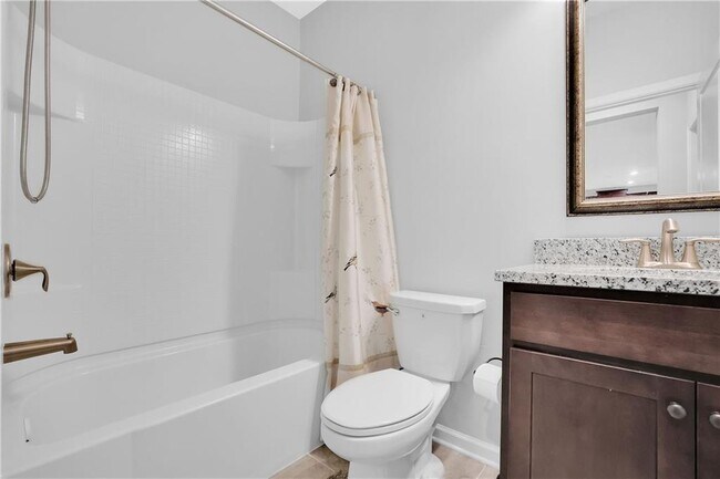 Building Photo - 2375 Woodmarsh Cir