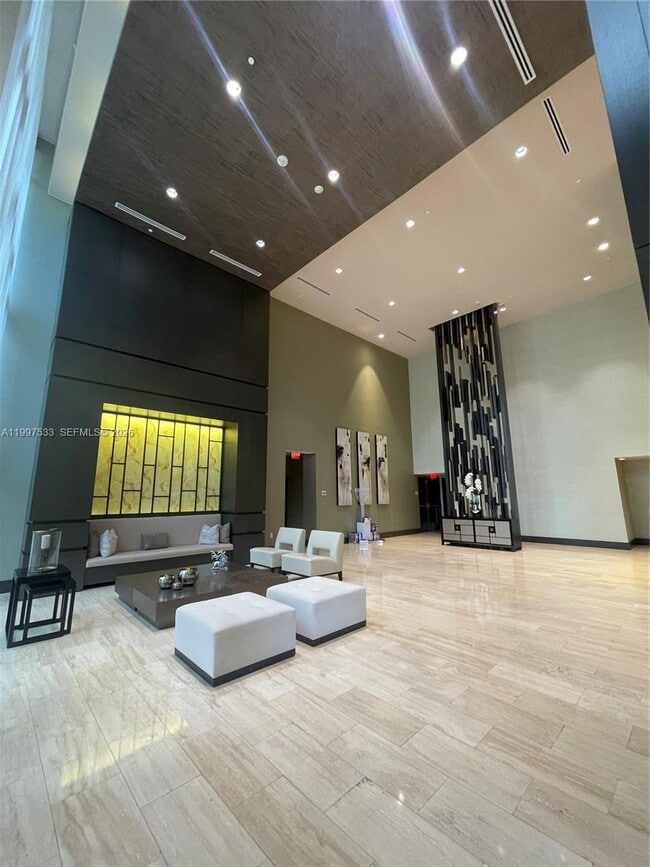 Building Photo - 5252 NW 85th Ave