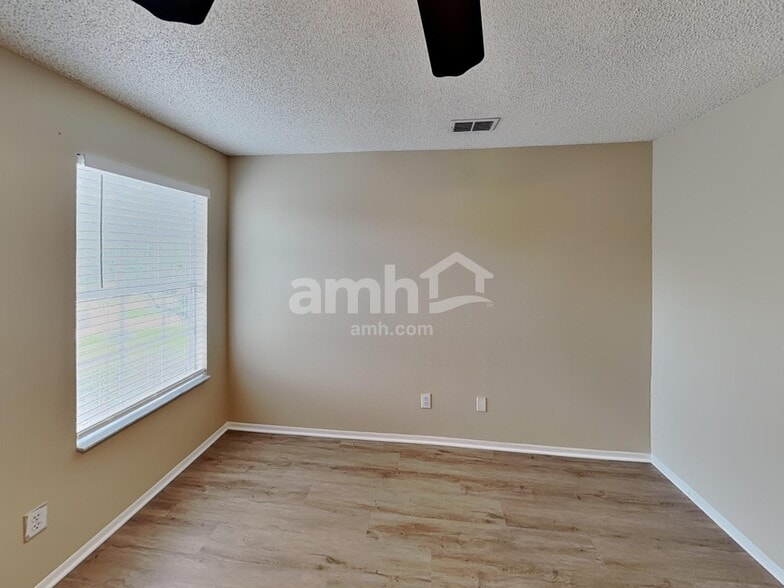 Building Photo - 1869 Americus Minor Dr