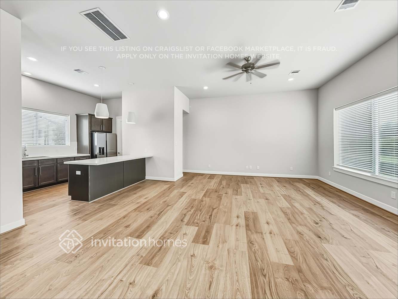 Building Photo - 10534 Executive Lake Dr