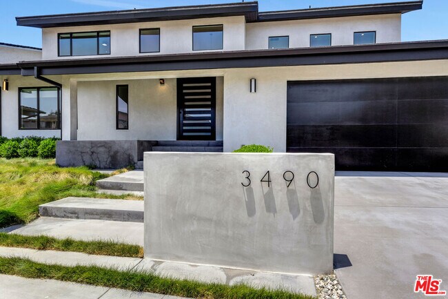 Building Photo - 3490 St Susan Pl