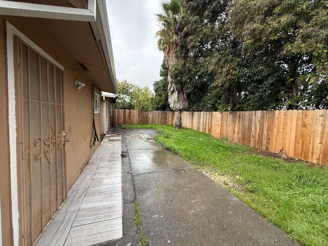 Building Photo - Cozy 1 bed 1 bath apartment