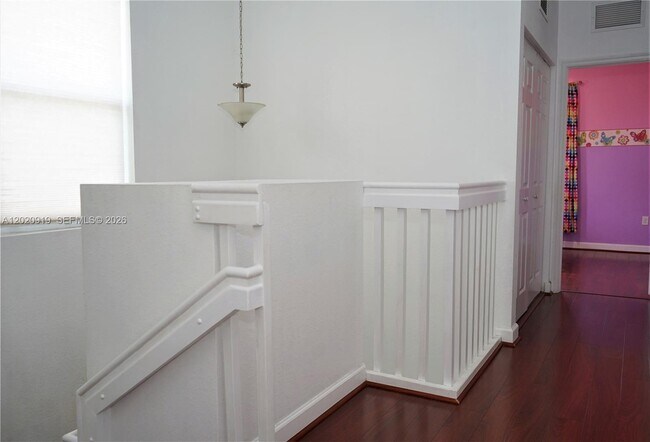 Building Photo - 3365 W 91st Terrace