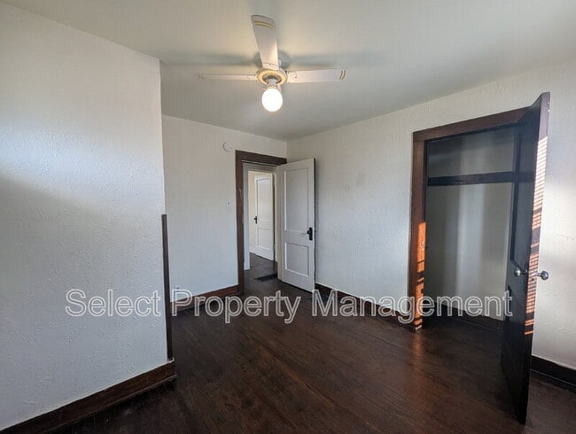 Building Photo - 3526 Smith St