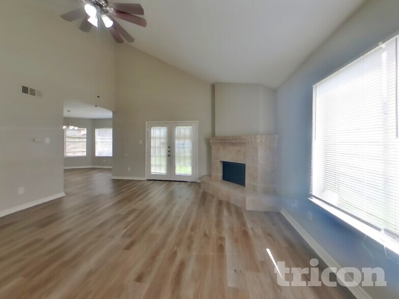 Building Photo - 13311 Danshire Dr