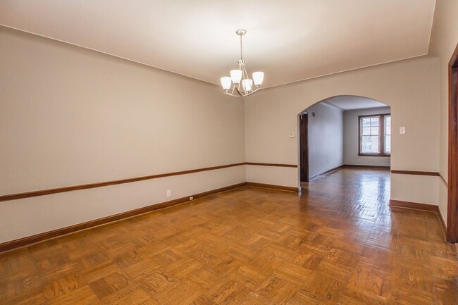 Building Photo - (868) 7354 Tulane