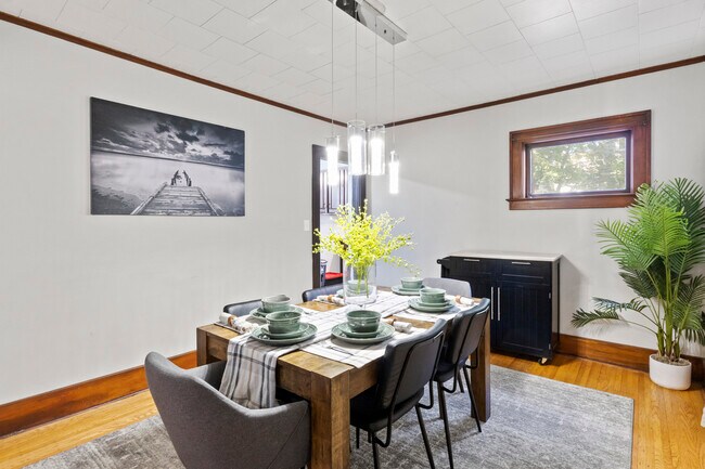Building Photo - 43 Stanfield Ter