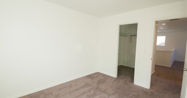 Building Photo - 1975 W 950 N