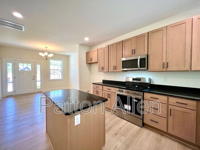 Building Photo - 117 N Christie Ct