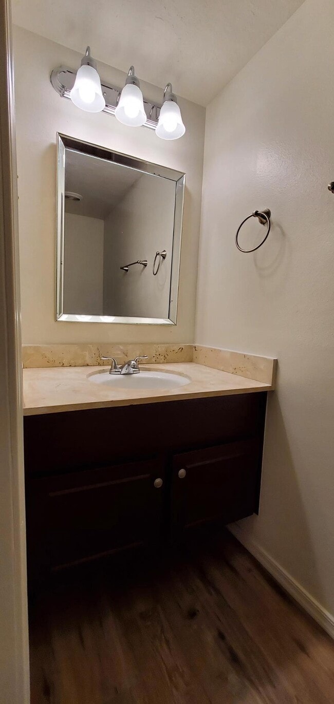 Building Photo - 6825 E Osborn Rd