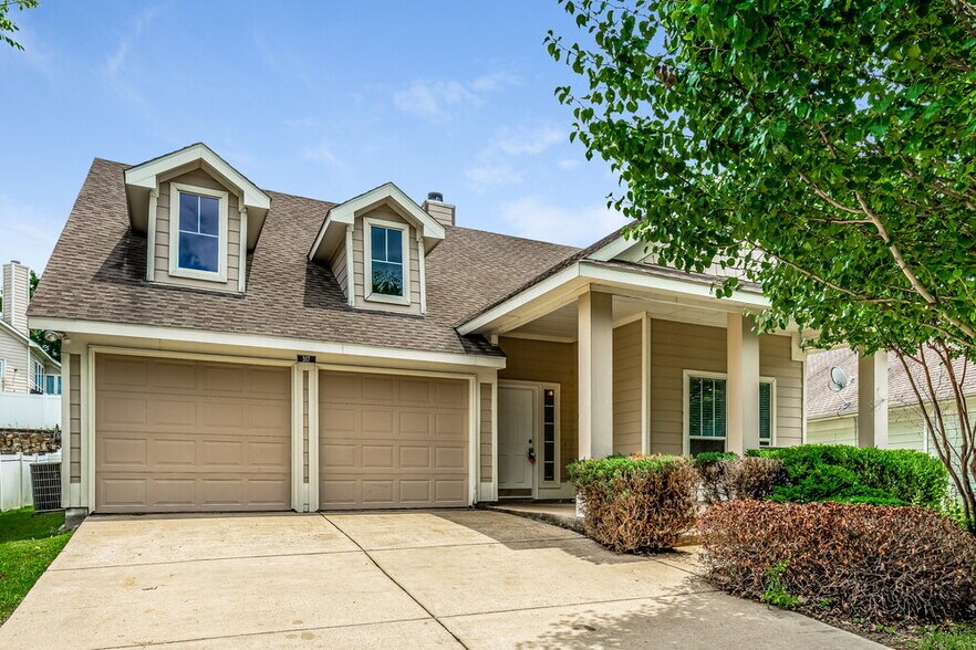 Primary Photo - 317 Creekview Dr