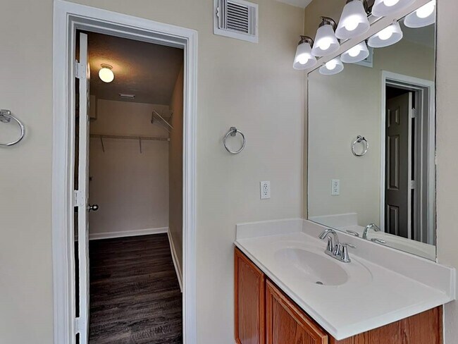 Building Photo - 11706 Dandy Park Ct