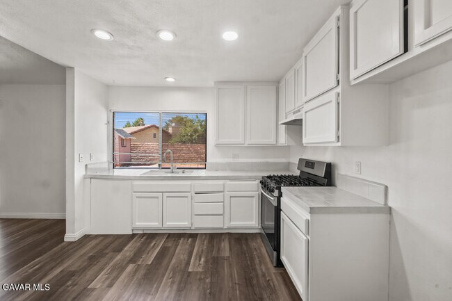 Building Photo - 1253 Morven St