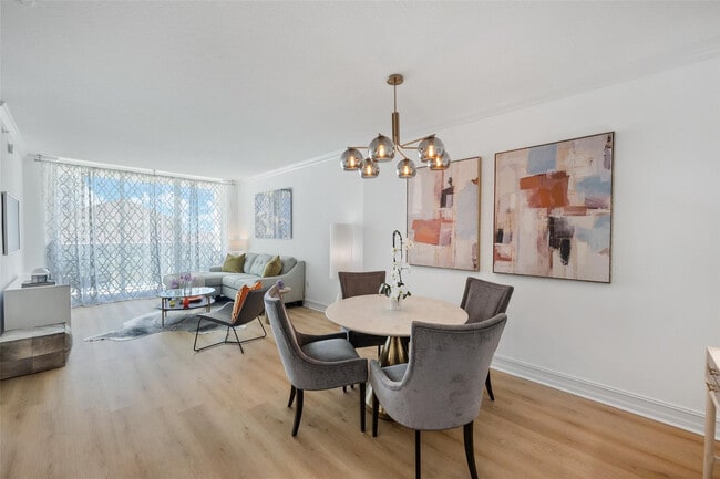 Building Photo - 350 SE 2nd St