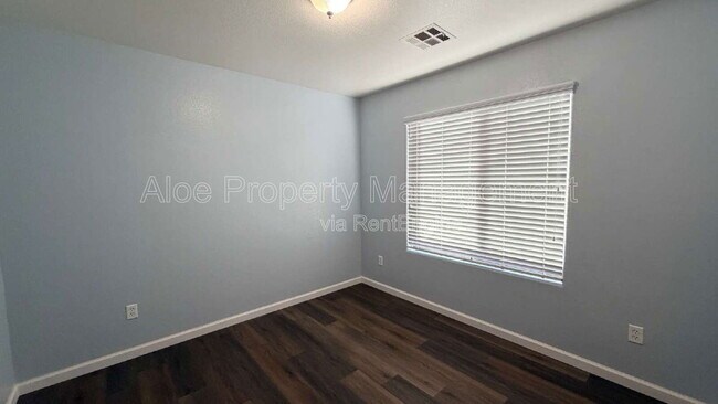 Building Photo - 36532 W Barcelona Ln