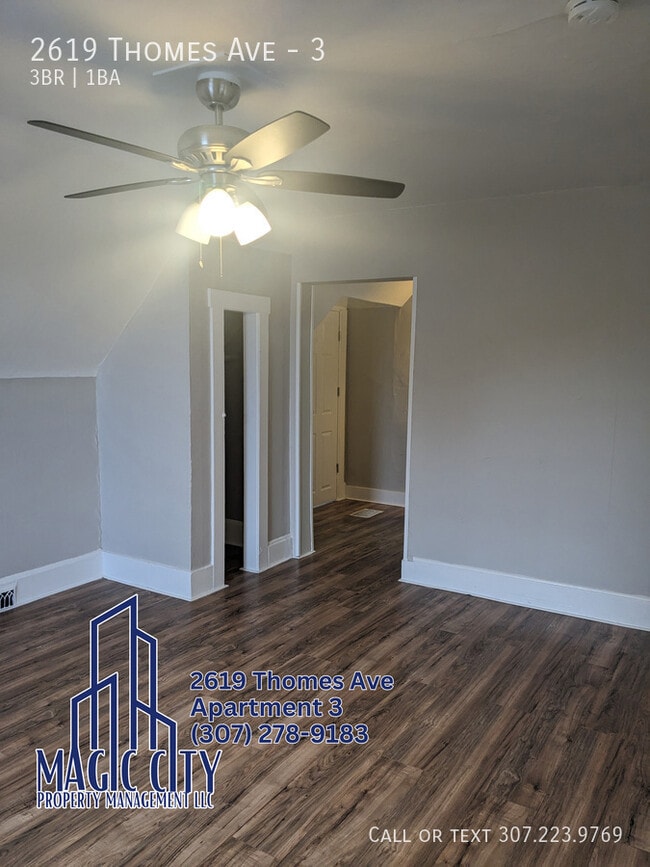 Building Photo - 2619 Thomes Ave