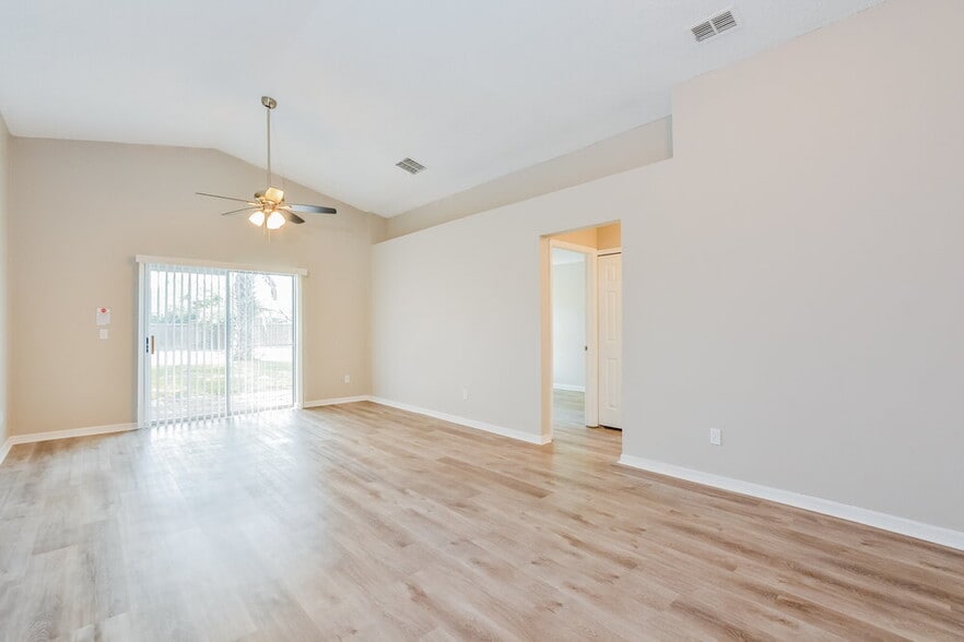 Building Photo - 4009 Bolinas Ct