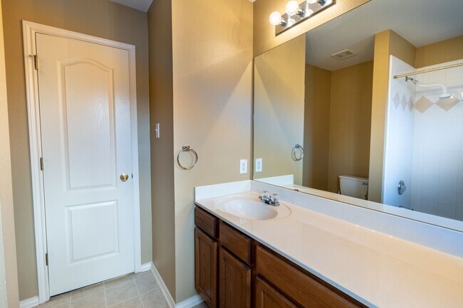 Building Photo - 11543 Wood Hbr
