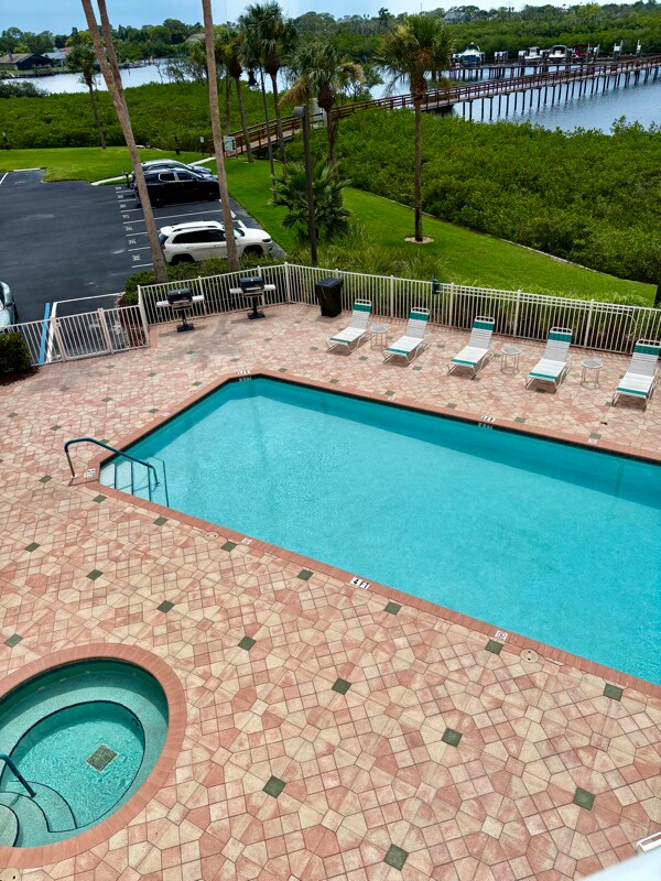 Building Photo - 4516 Seagull Dr