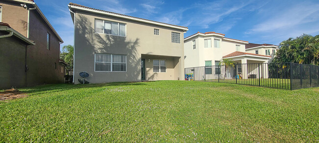 Building Photo - 1098 Center Stone Ln