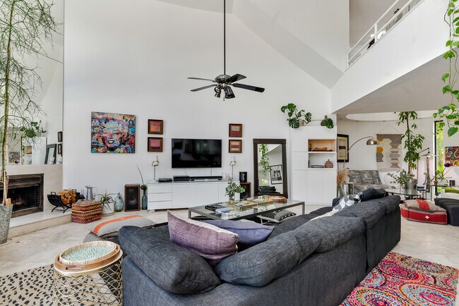 Building Photo - 4809 Neyrey Dr