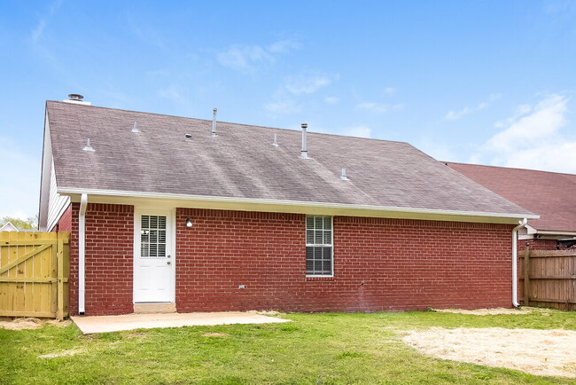 Building Photo - 2956 Connor Reed Dr
