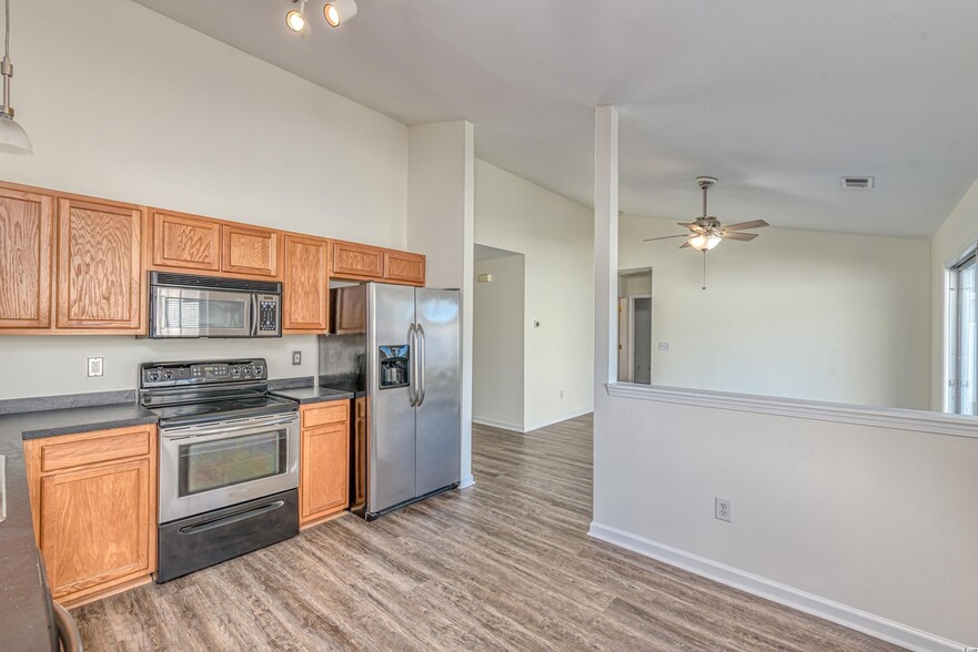 Building Photo - 610 Pepperbush Dr