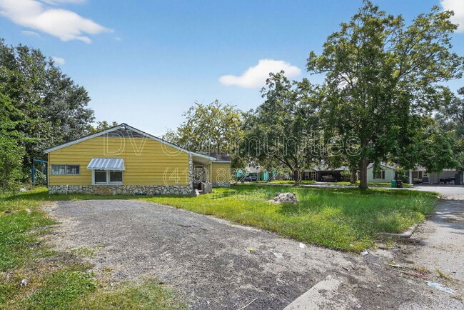 Building Photo - 709 S 7th St